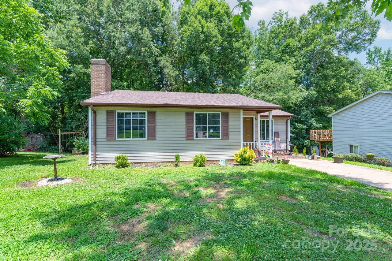 8019 Walnut Creek Ln., Charlotte, NC 28227
