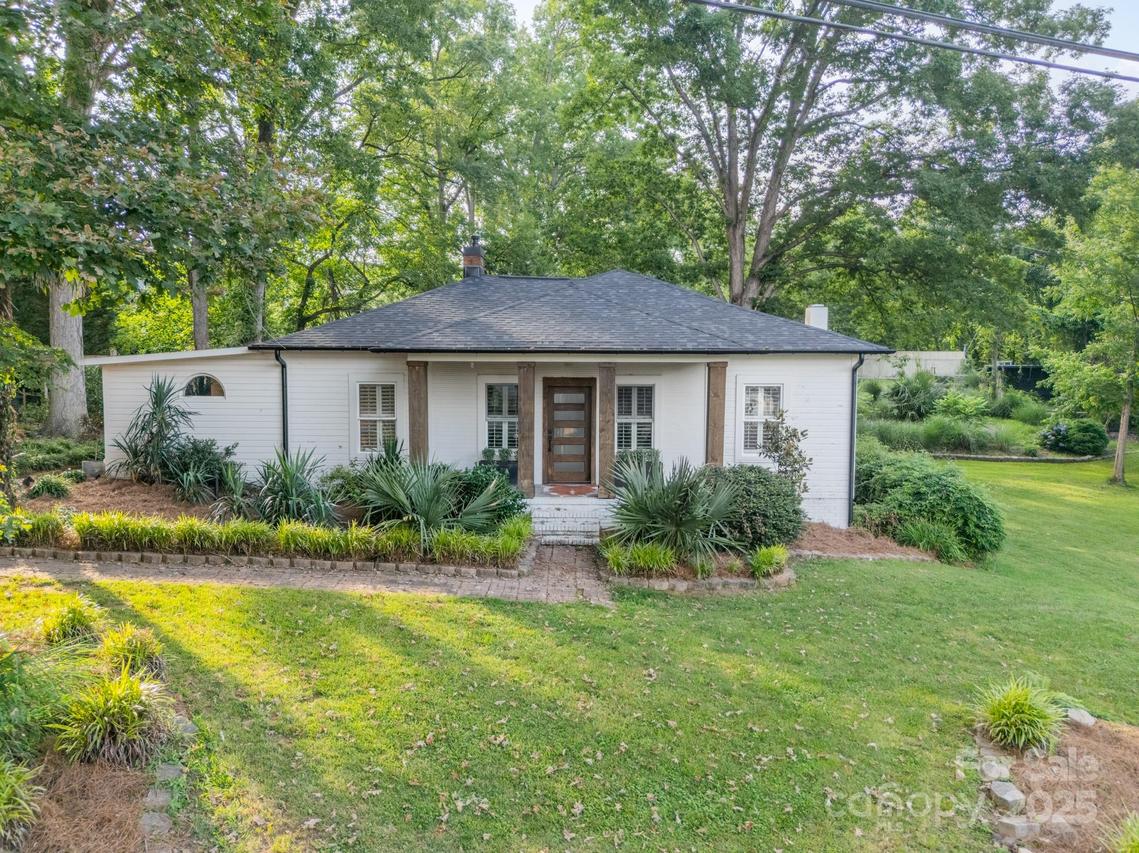 7901 Bud Henderson Rd., Huntersville, NC 28078