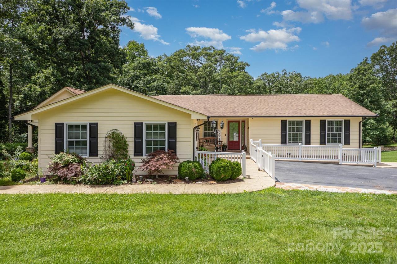 3060 Texs Fish Camp Rd., Connelly Springs, NC 28612
