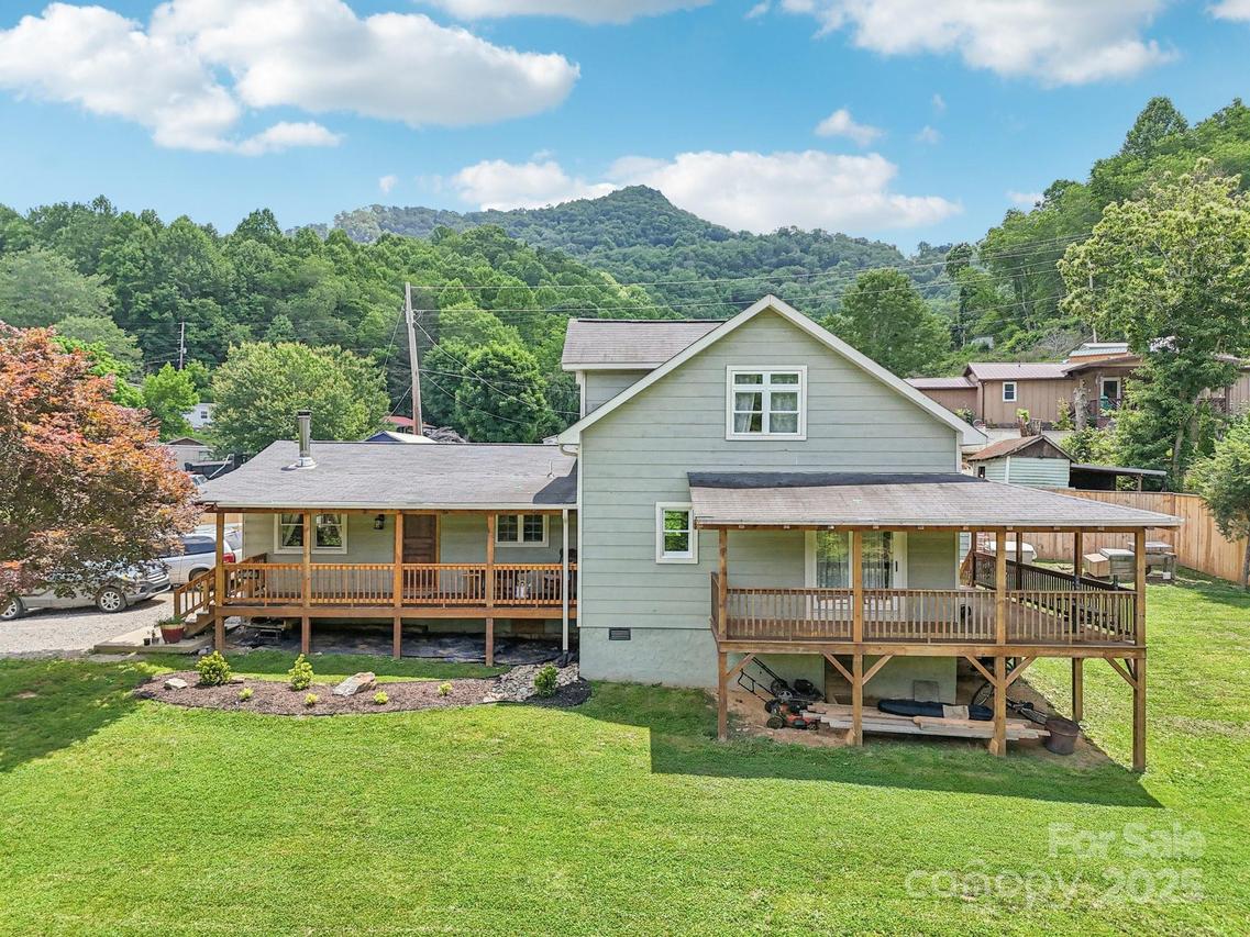 24 King Rd., Waynesville, NC 28786