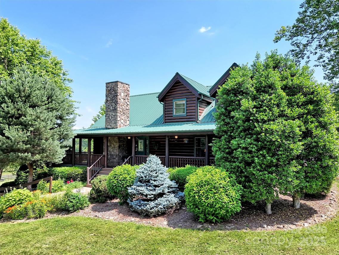 32 Tibi Ln., Waynesville, NC 28785