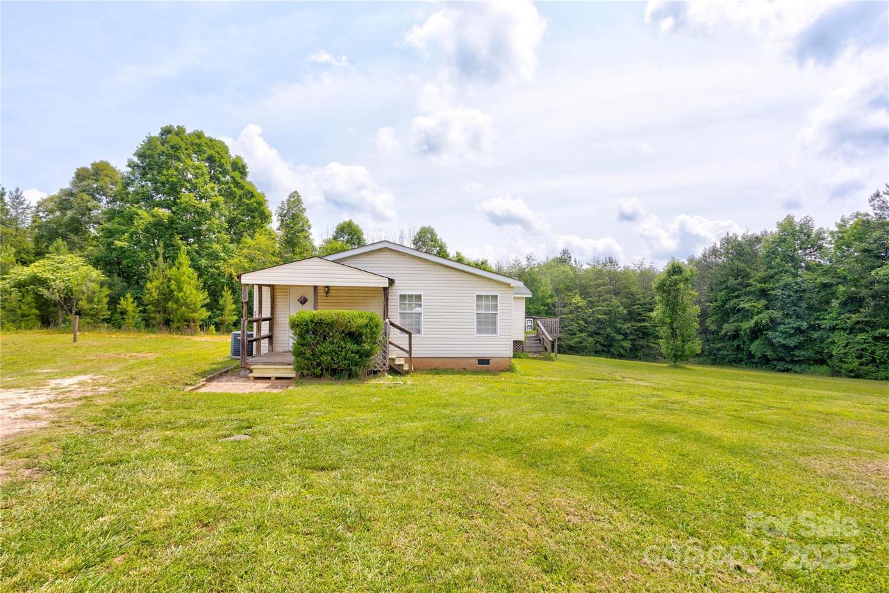4630 Irish Potato Rd., Kannapolis, NC 28083