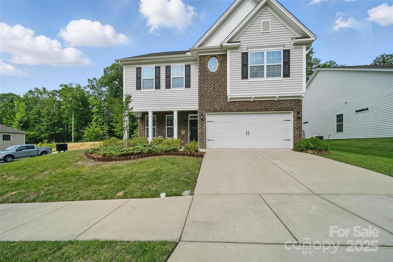 2034 Houle Ln., Charlotte, NC 28214