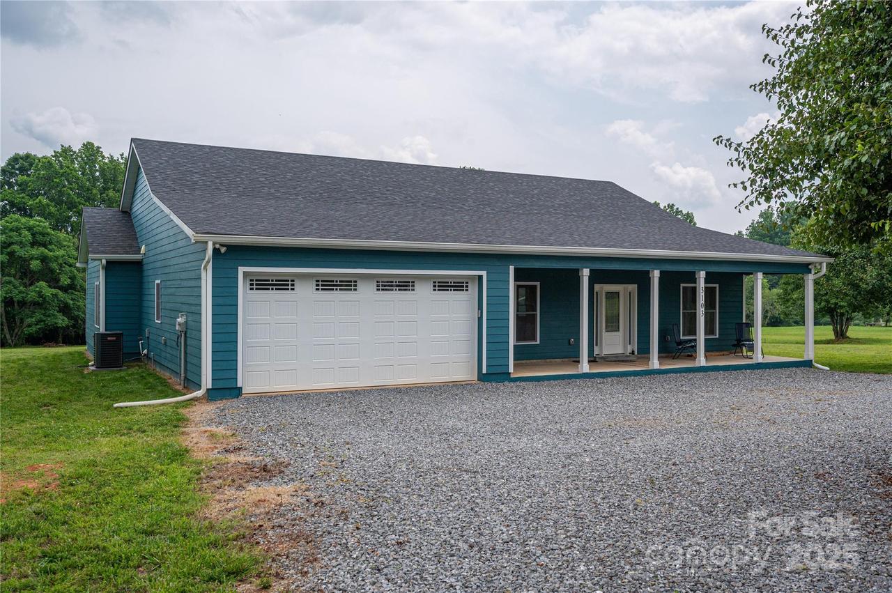 3103 Richview Dr., Crouse, NC 28033