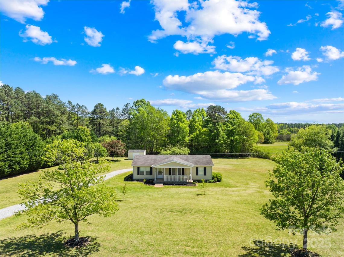 3909 Beda Rd., Maiden, NC 28650