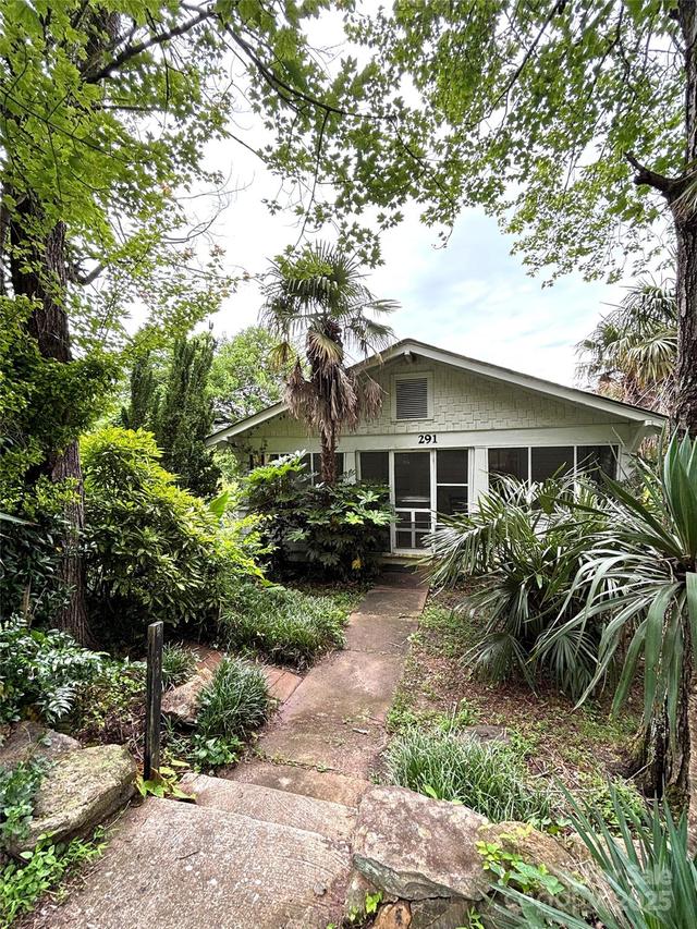 291 Walker St., Columbus, NC 28722