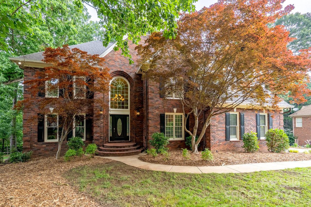 4672 Snow Dr., Harrisburg, NC 28075