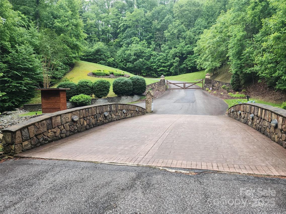 TBD Derby Chase Ct., Mcgrady, NC 28649