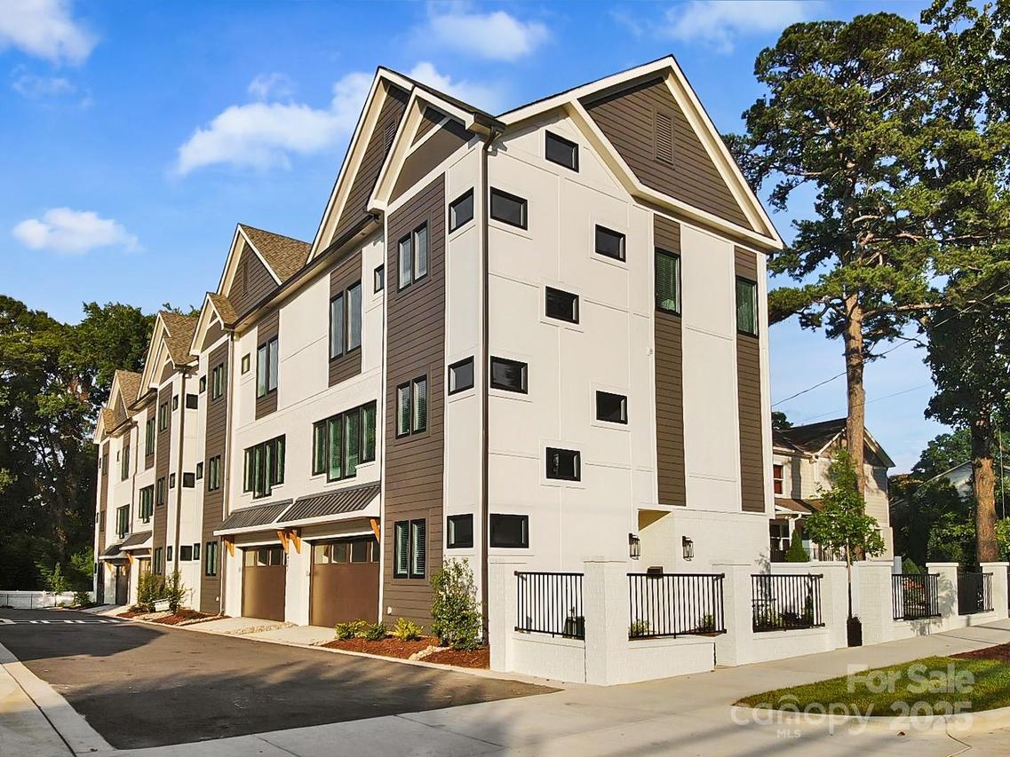 4203 Walker Rd., Charlotte, NC 28211