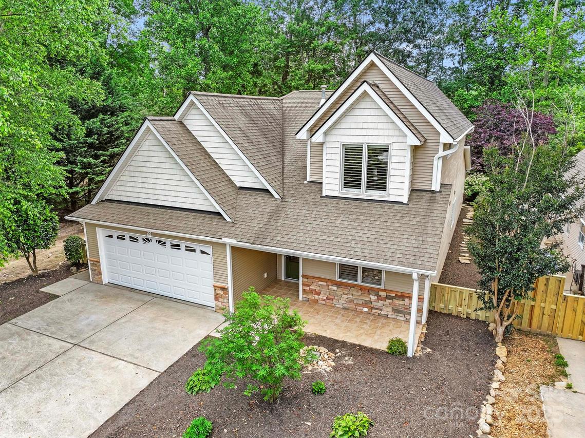 50 Beekeeper Tr., Swannanoa, NC 28778