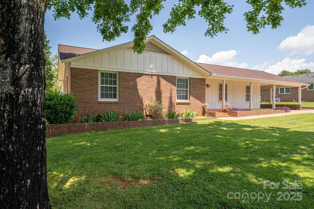 1613 Spangler Dr., Shelby, NC 28150