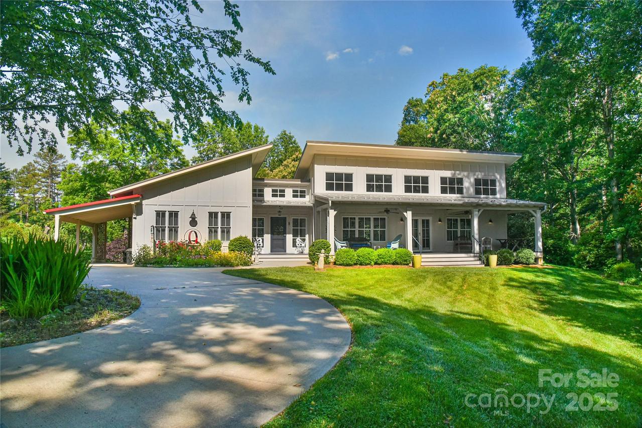 63 Greenridge Rd., Weaverville, NC 28787