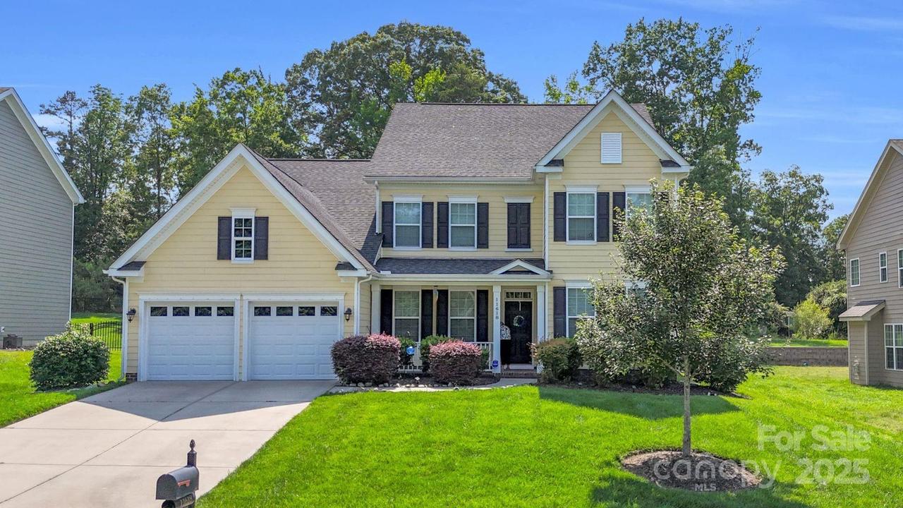 11618 Macallano Dr., Charlotte, NC 28215