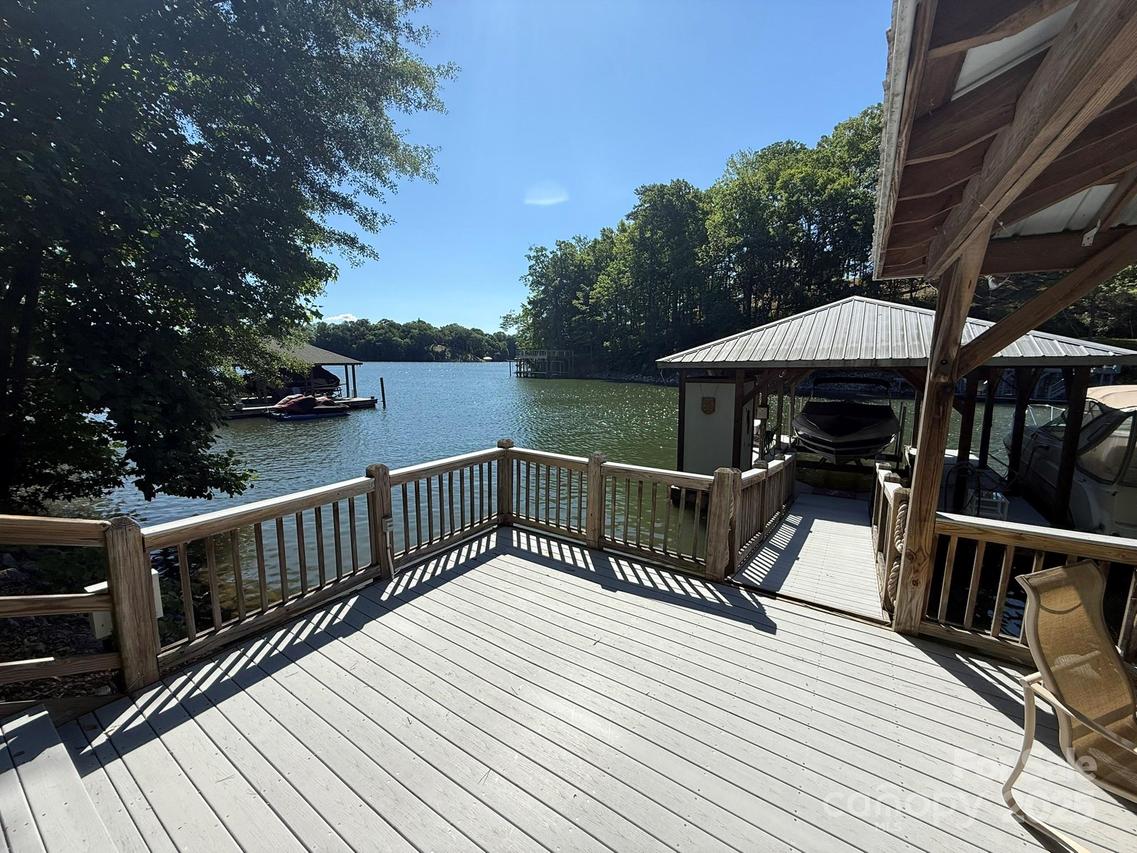 8457 Marina Ln., Catawba, NC 28609