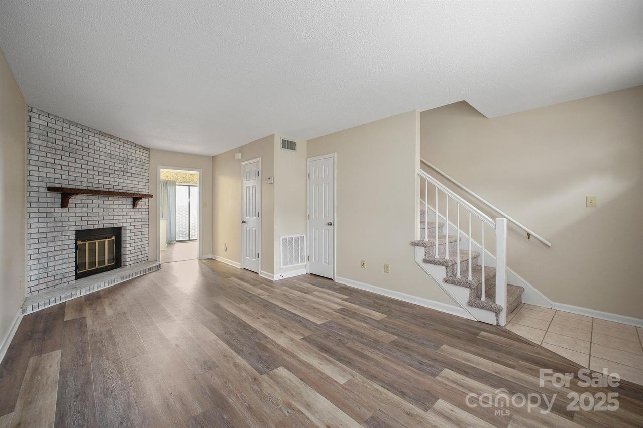 1330 5th St., Hickory, NC 28601