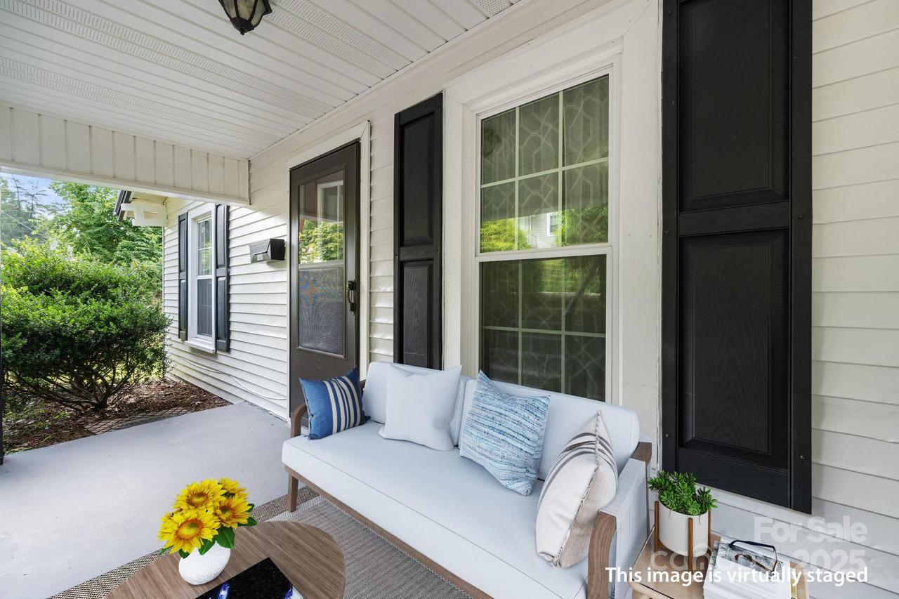 1609 Poplar St., Lenoir, NC 28645