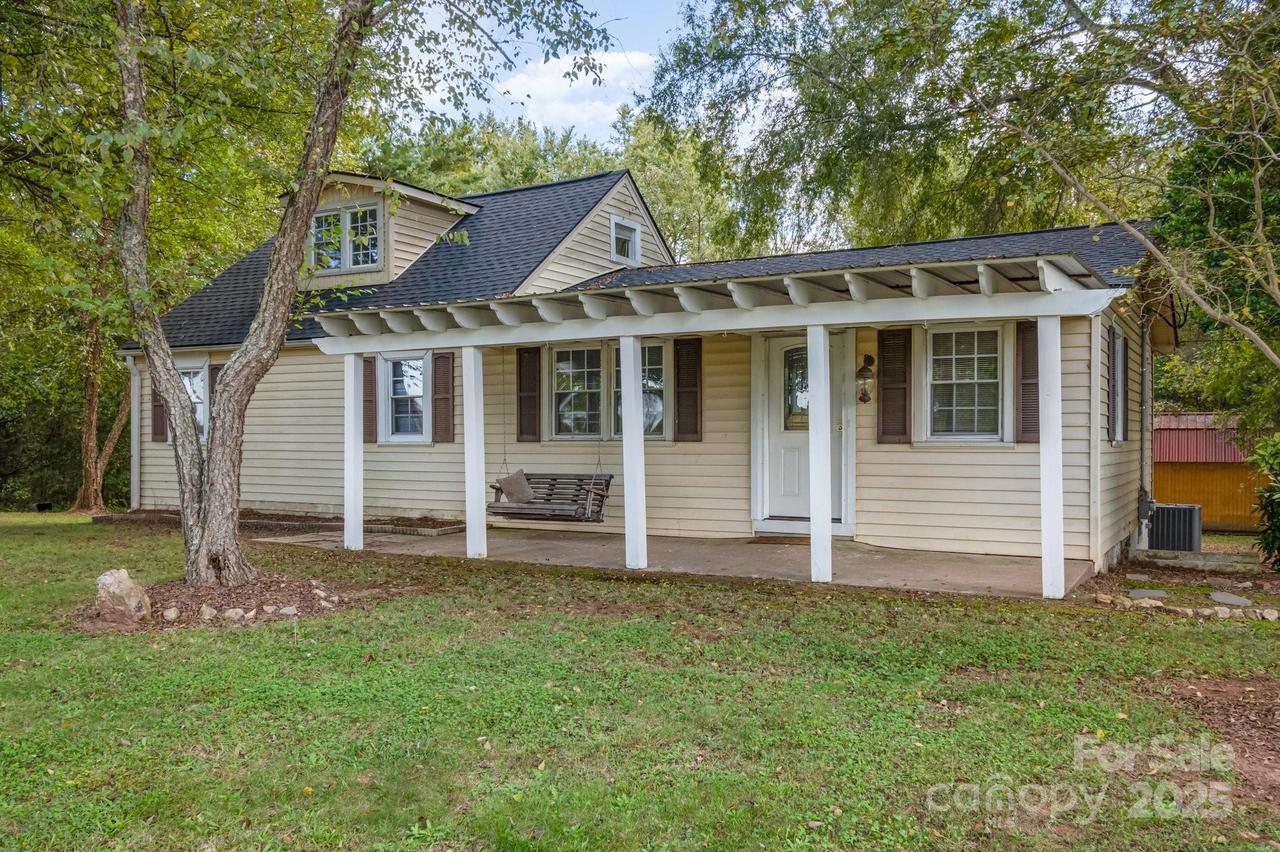 158 John Crotts Rd., Mocksville, NC 27028