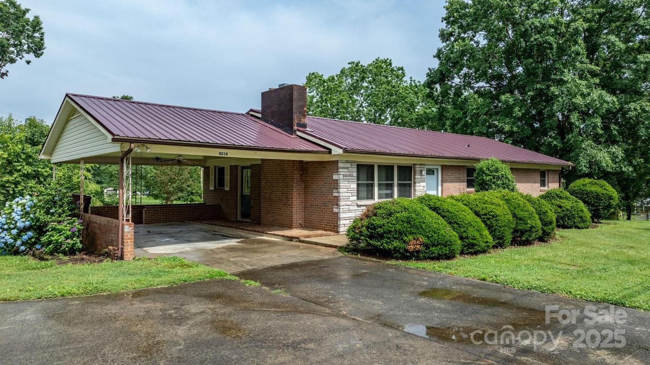 4214 Horseshoe Bend Rd., Hudson, NC 28638