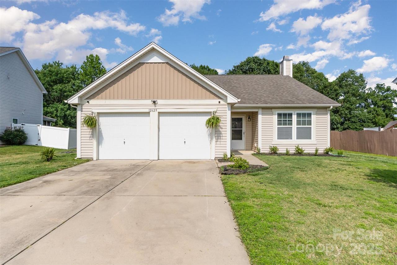 12829 Brandenburg Ln., Midland, NC 28107
