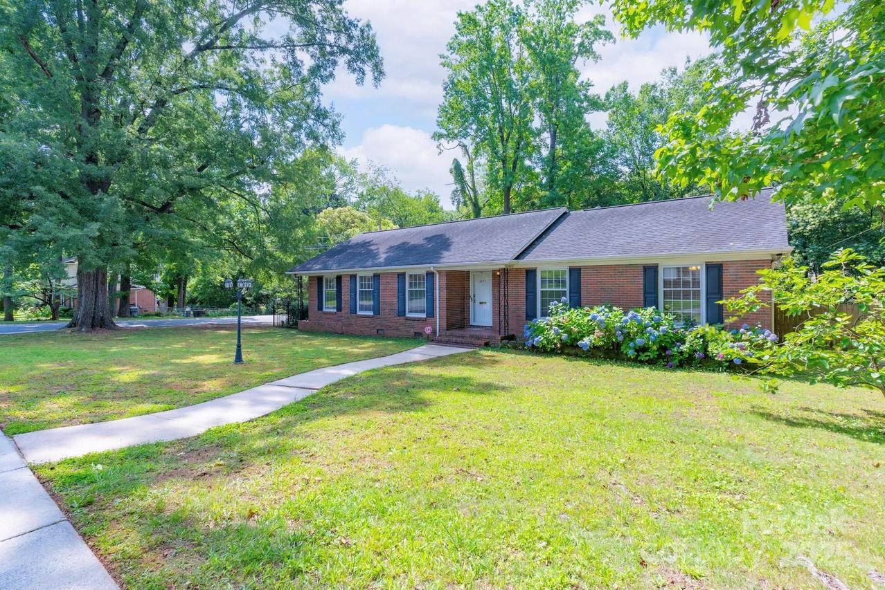 5720 Amity Pl., Charlotte, NC 28212