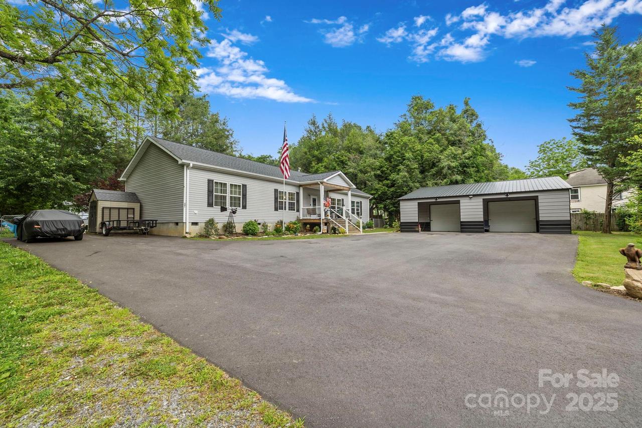 381 Old Us 70 Hwy Hwy., Black Mountain, NC 28711