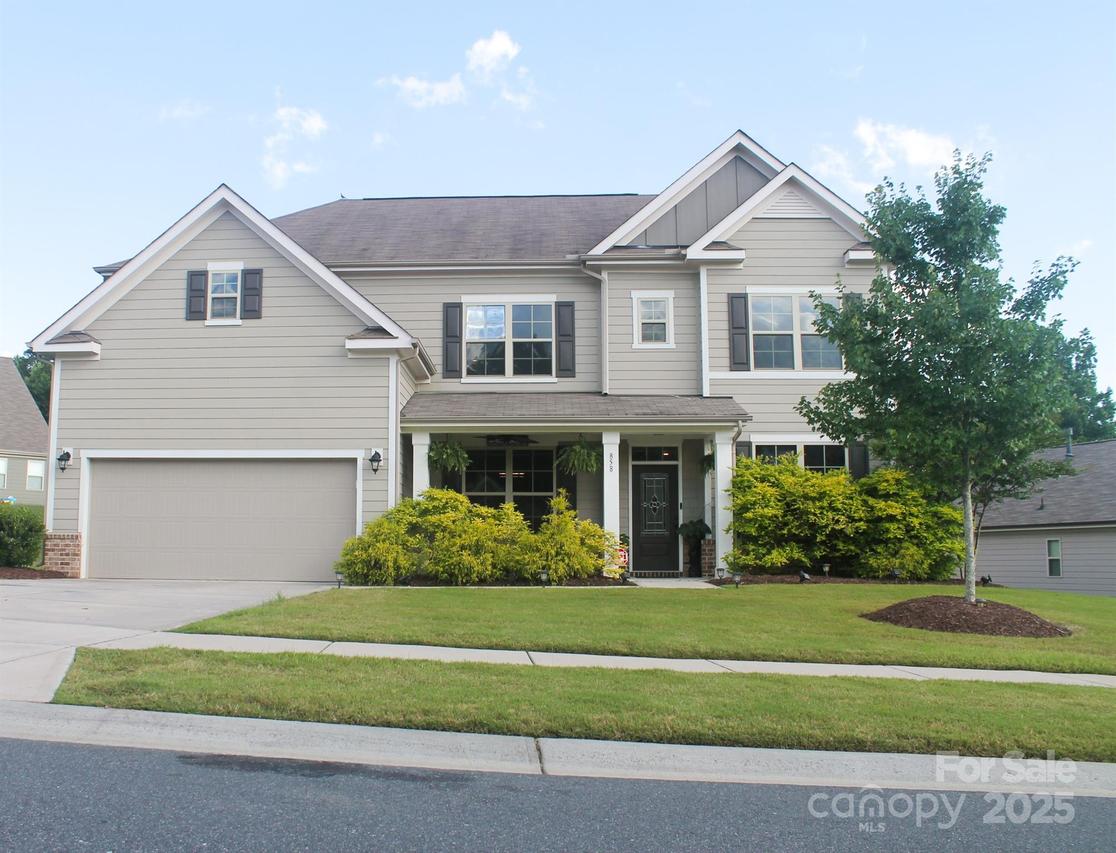 858 Oak Manor Dr., Concord, NC 28025