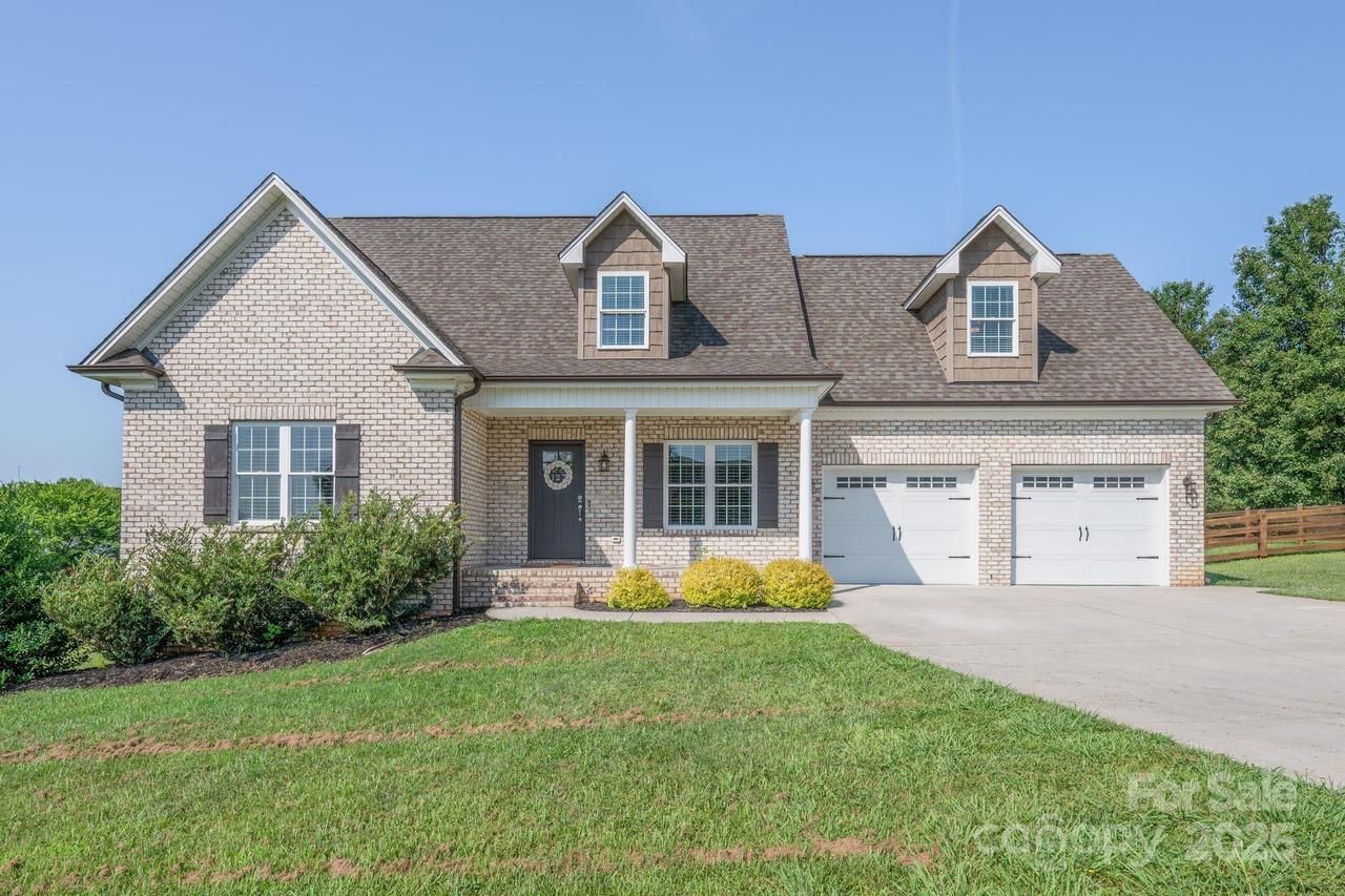 127 Elberon Ct., Mocksville, NC 27028