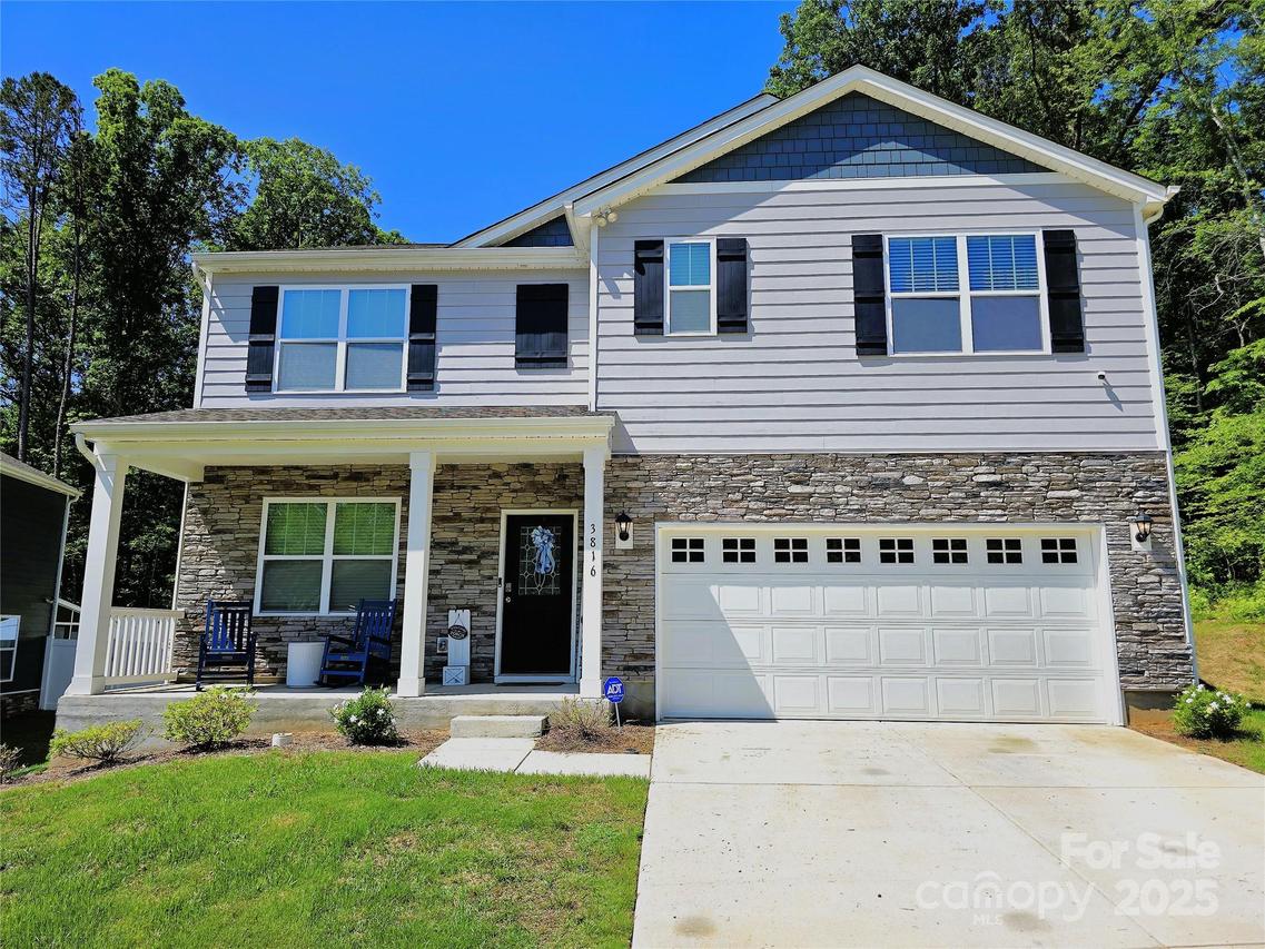 3816 Rosewood Dr., Mount Holly, NC 28120