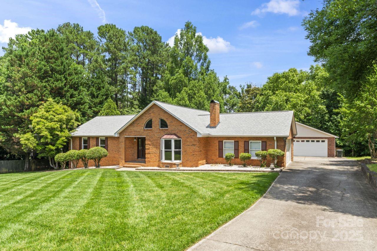 8007 Caldwell Rd., Harrisburg, NC 28075