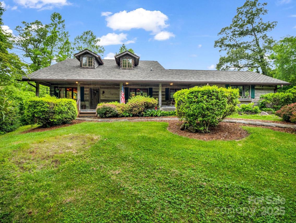 133 Pennwood Ln., Flat Rock, NC 28731