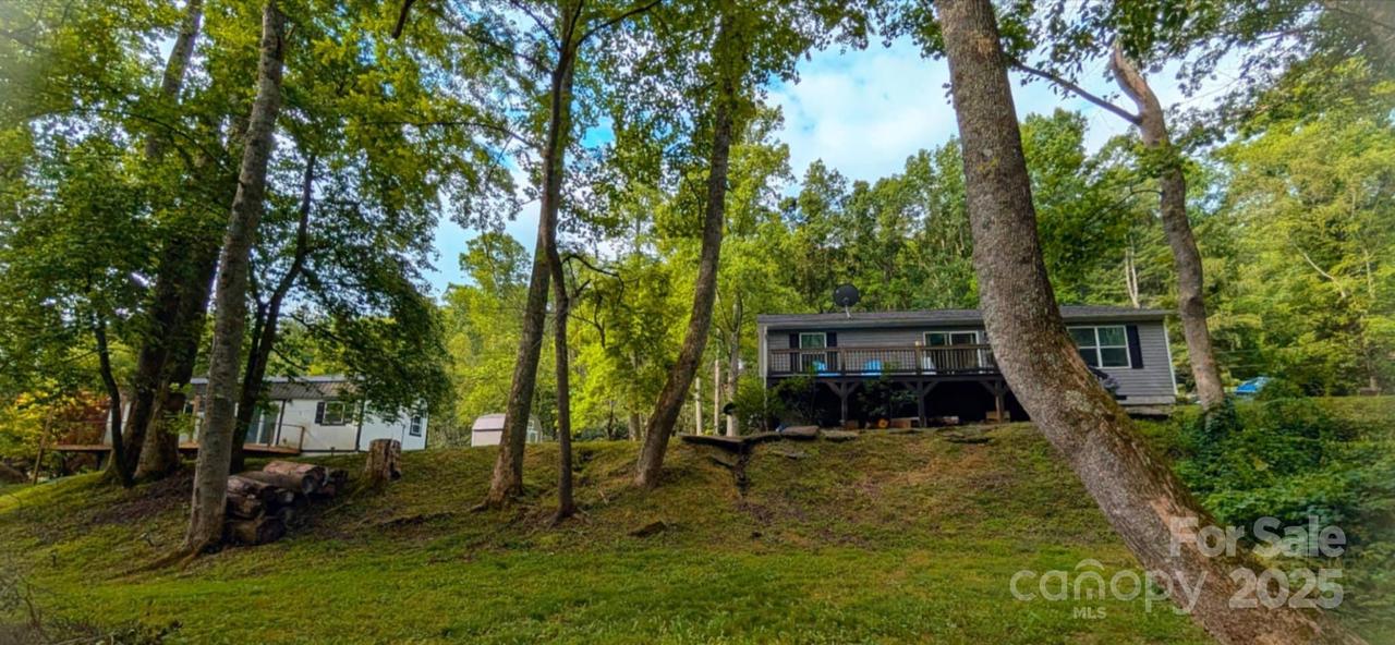 57 Fair Hollow Ln., Hendersonville, NC 28792