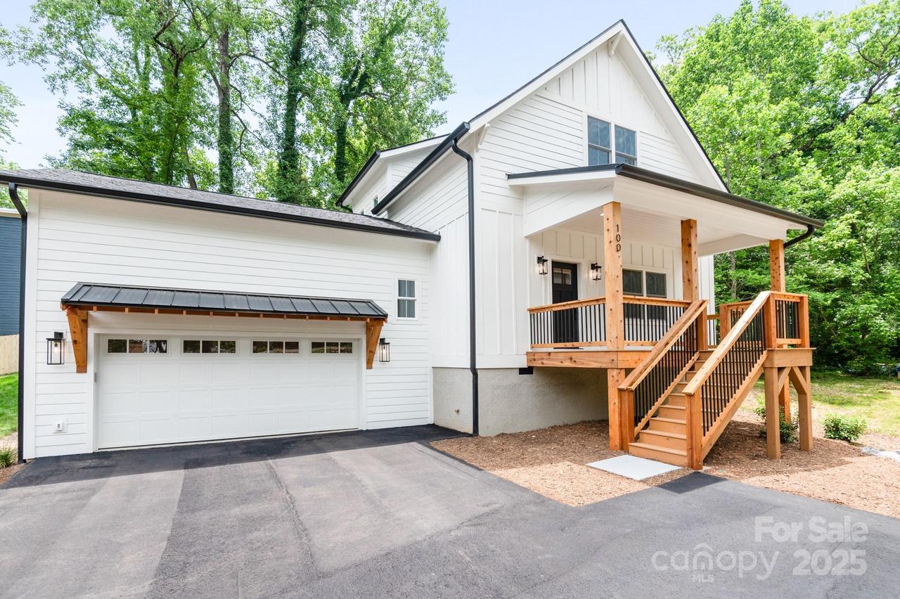 100 Craggy Ave., Asheville, NC 28806