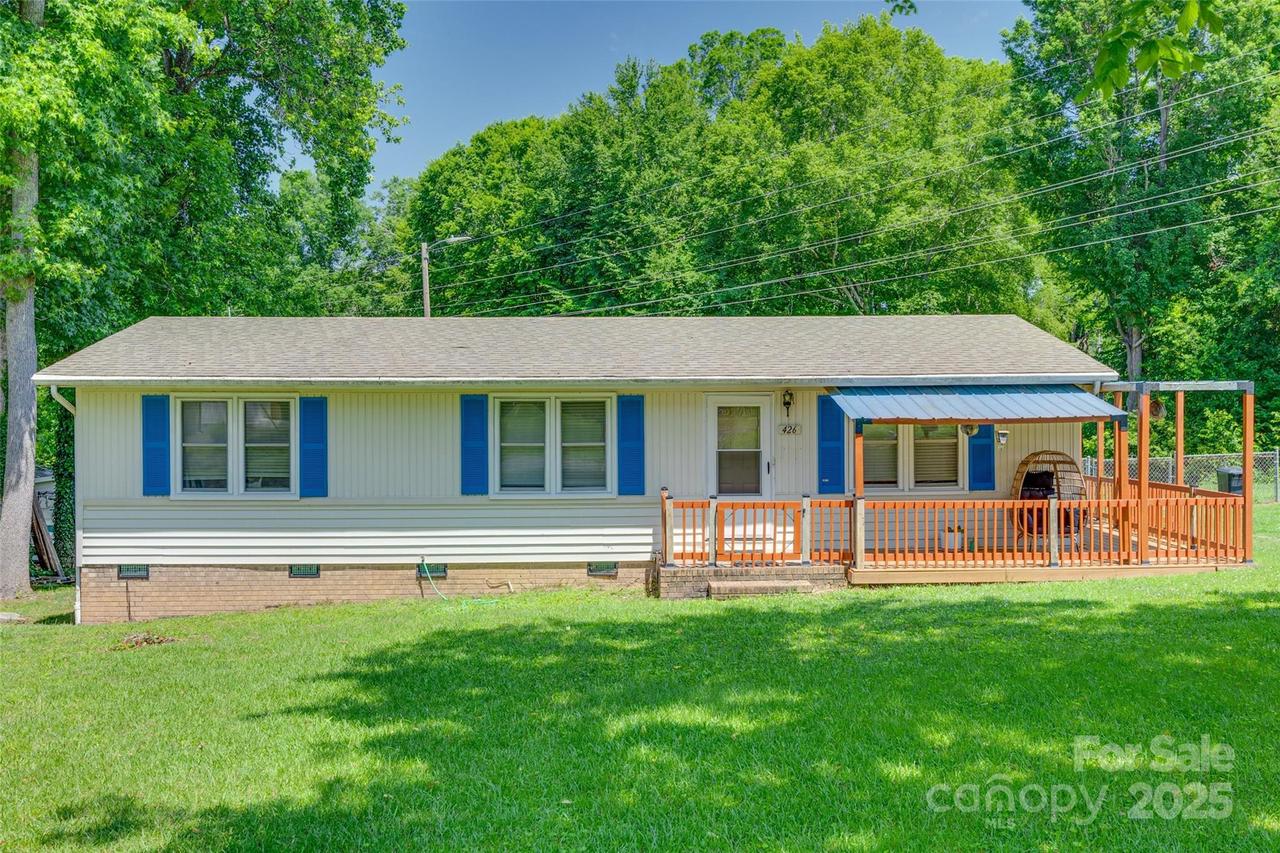 426 Valley St., Stanley, NC 28164