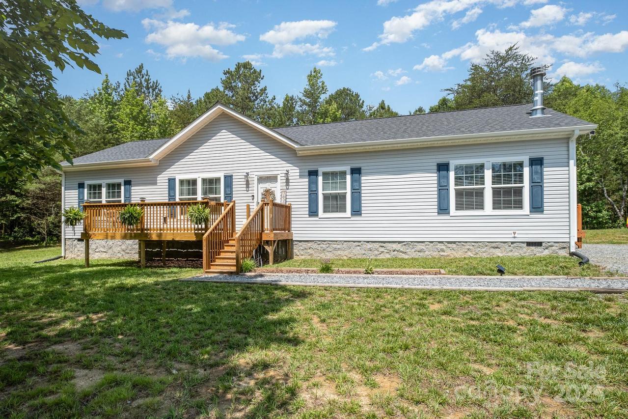 5720 Enochville School Rd., Kannapolis, NC 28081