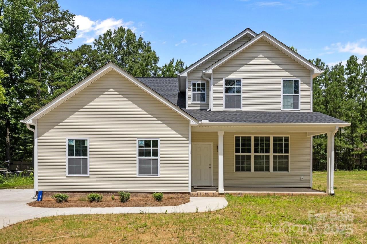 130 Aurora Blvd., Matthews, NC 28105