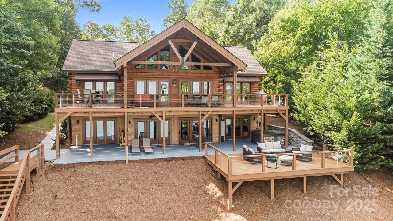 10108 Saw Mill Rd., Charlotte, NC 28278