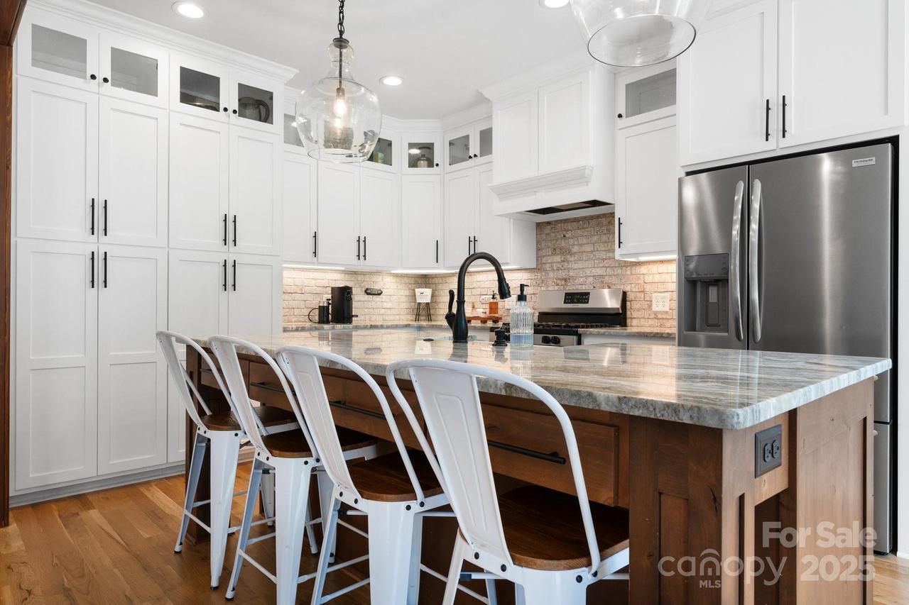 3622 46th Ave., Hickory, NC 28601