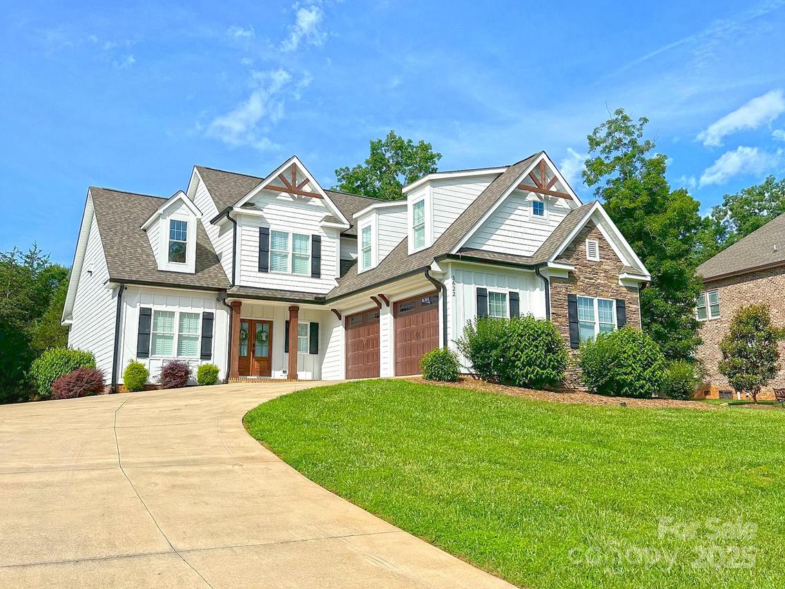 3622 46th Ave., Hickory, NC 28601