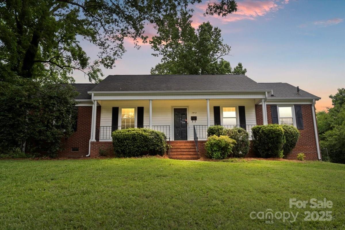 1512 Anthony Dr., Gastonia, NC 28052