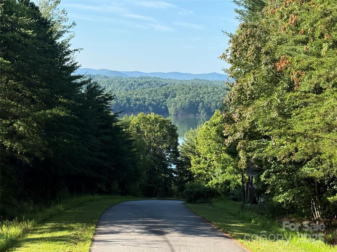 Bear Cliff Dr. #26, Nebo, NC 28761