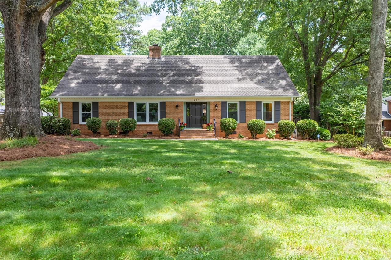 629 Wingrave Dr., Charlotte, NC 28270