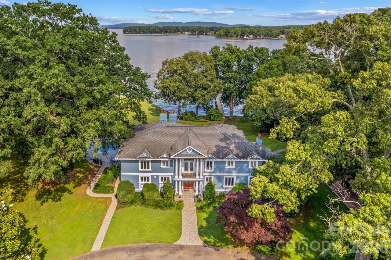 680 Fox Hollow Ln., Salisbury, NC 28146