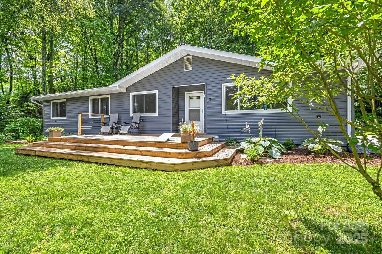 487 Duncan Creek Rd., Fletcher, NC 28732