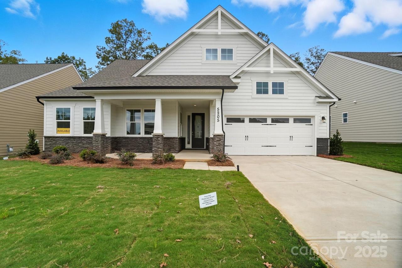 5205 Raging Creek Dr. #122, Indian Trail, NC 28079