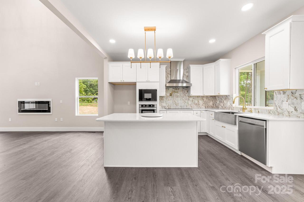 1471 Marshbrooke Ln., Catawba, NC 28609
