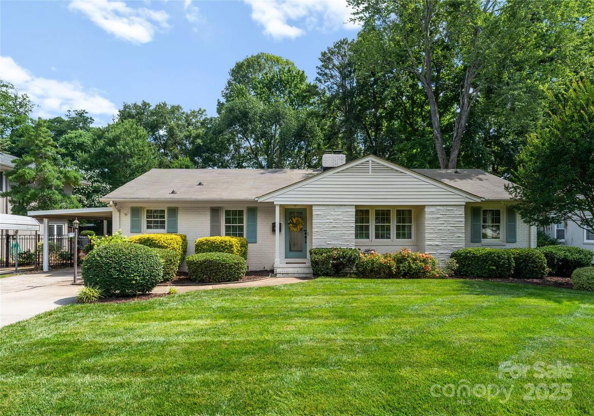 5533 Murrayhill Rd., Charlotte, NC 28210