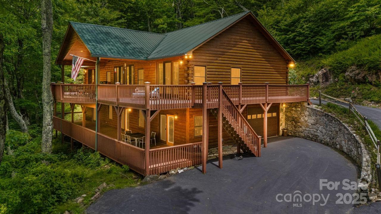 587 Grouse Thicket Rd., Mars Hill, NC 28754