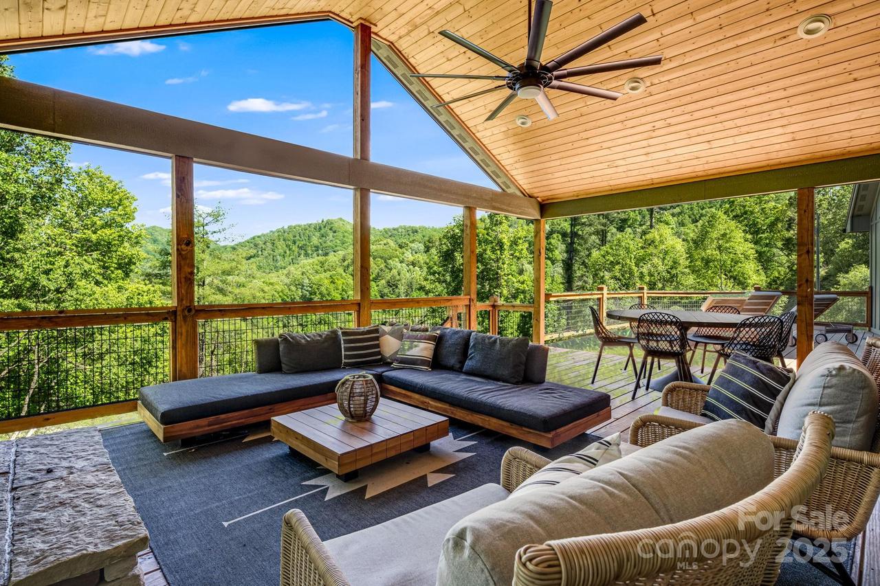 110 Maramonte Way, Burnsville, NC 28714