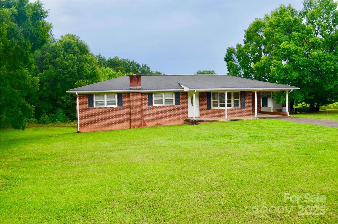 1775 Chase High Rd., Forest City, NC 28043
