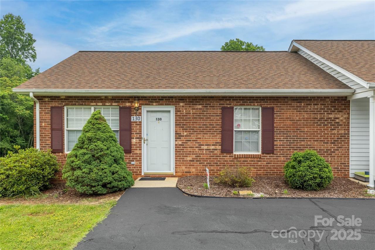 130 24th St., Hickory, NC 28601
